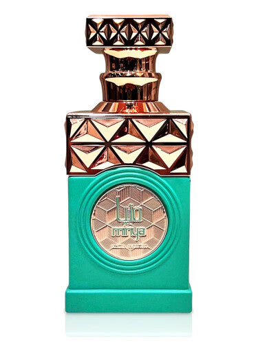 The Paris Corner Minya 100ml features a decorative turquoise base and a bronze geometric-patterned cap. This Eau de Parfum offers a captivating unisex fragrance enriched with hints of sandalwood, perfectly complementing the elegance of its design.