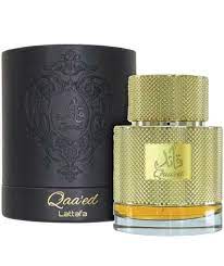 A bottle of Lattafa Qaa'ed 100ml Eau De Parfim with a golden box designed for women.